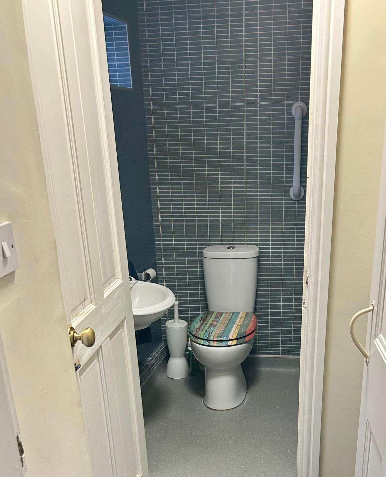 Awel Y Mor Hotell Beaumaris Exteriör bild